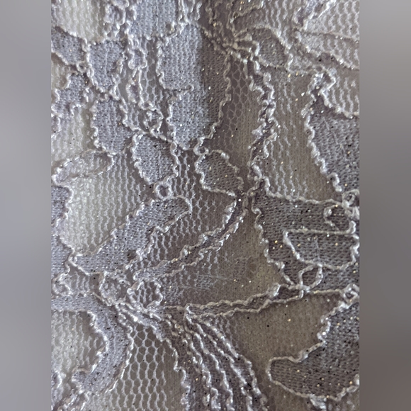 Women's NightWay Lavender Mermaid Gown or Prom Dress w/ sparkle Size 8 - Picture 12 of 13